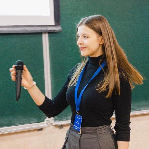 Михайлова Анна Евгеньевна